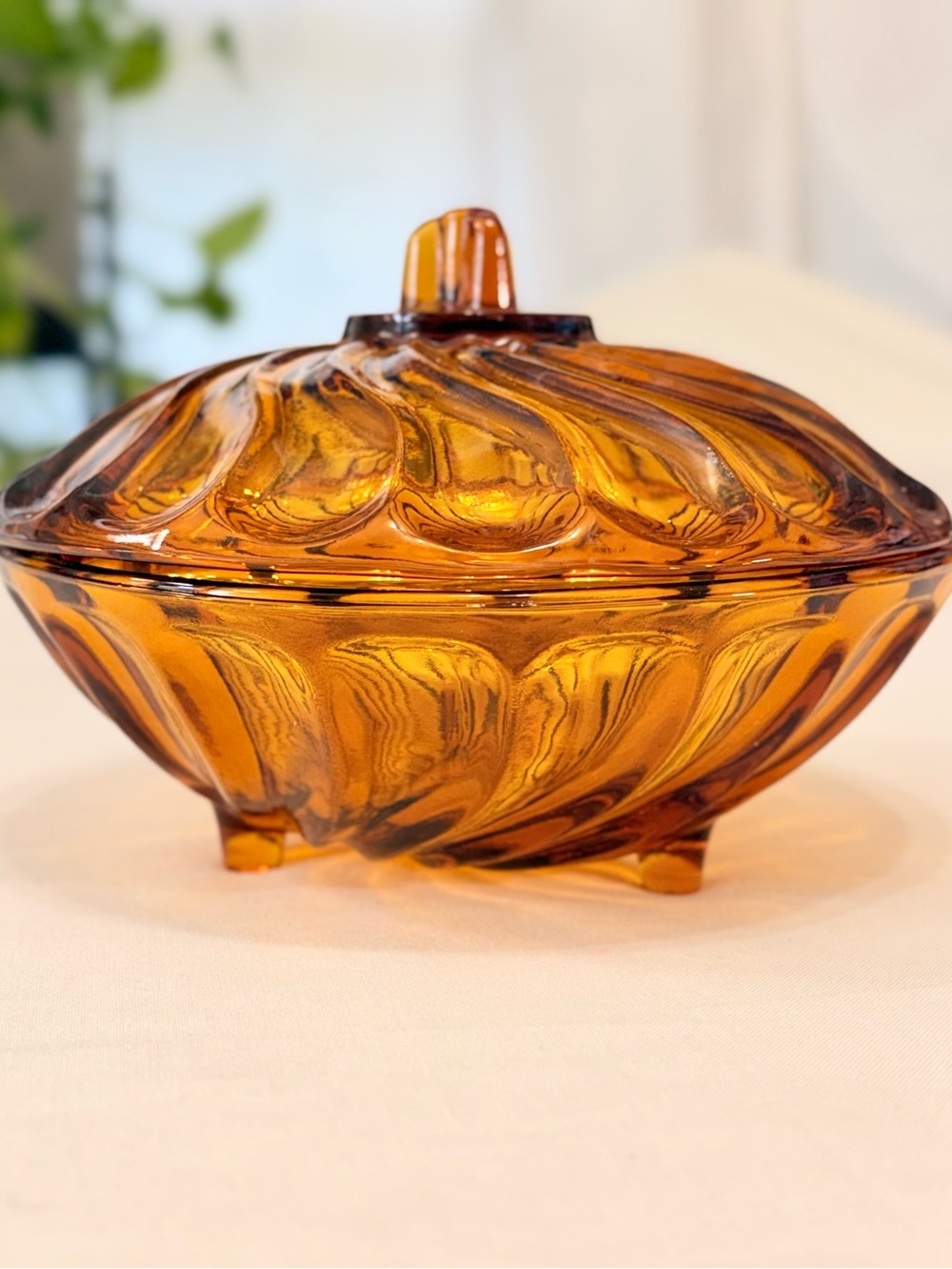 Vintage Nadir Figueiredo Amber Glass Lidded Candy Dish - Picture 5 of 13